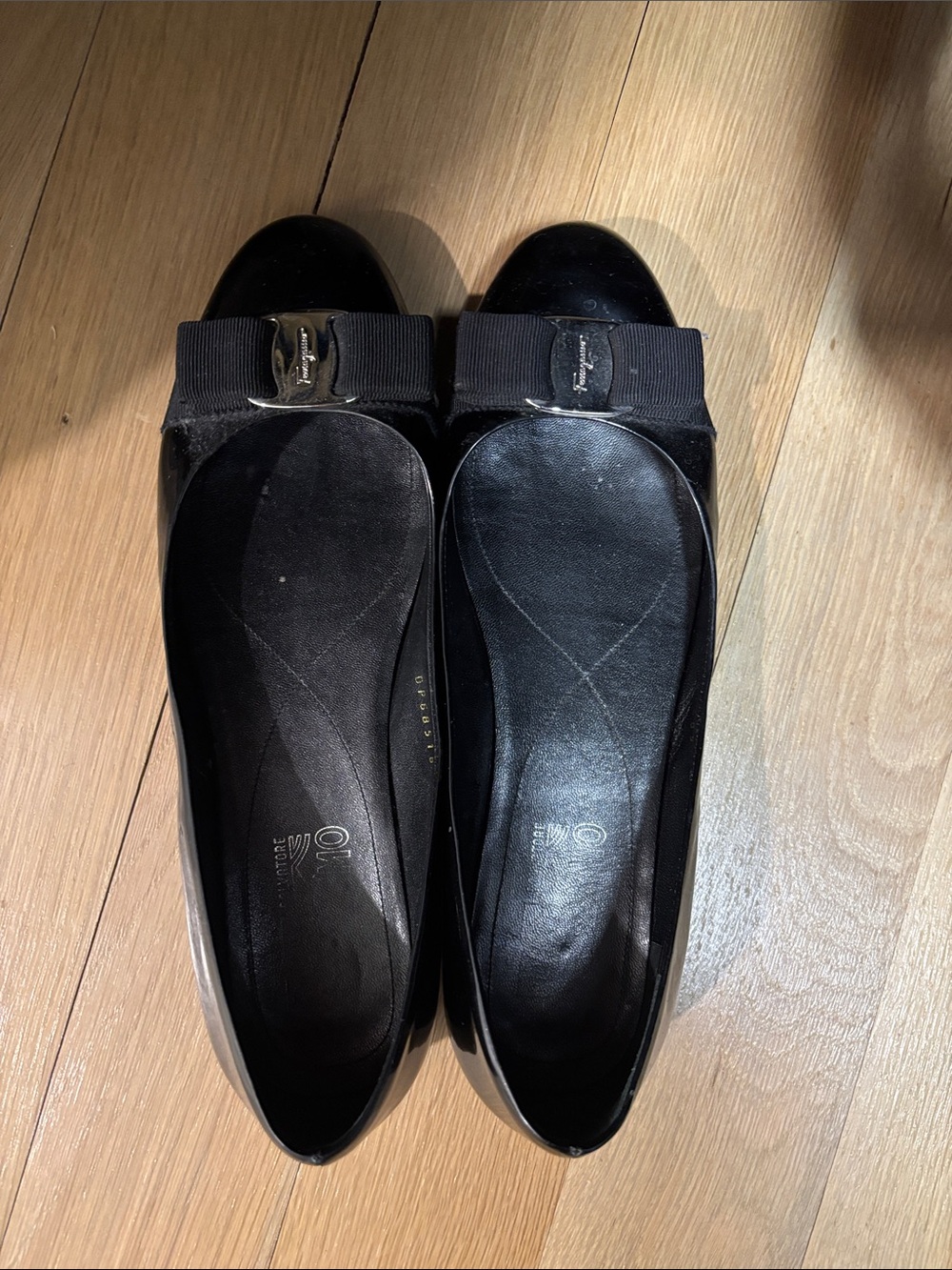Salvatore Ferragamo Black Vara Bow Patent Leather Flats